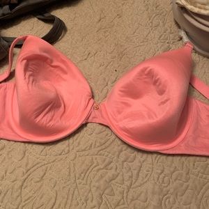 Set of 4 bras  - Victoria Secret- 36DD